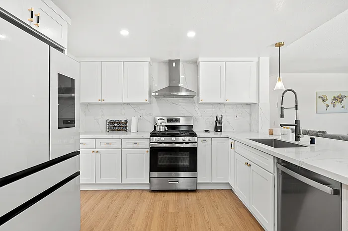 17447 Crestlake Ln — Photo 78