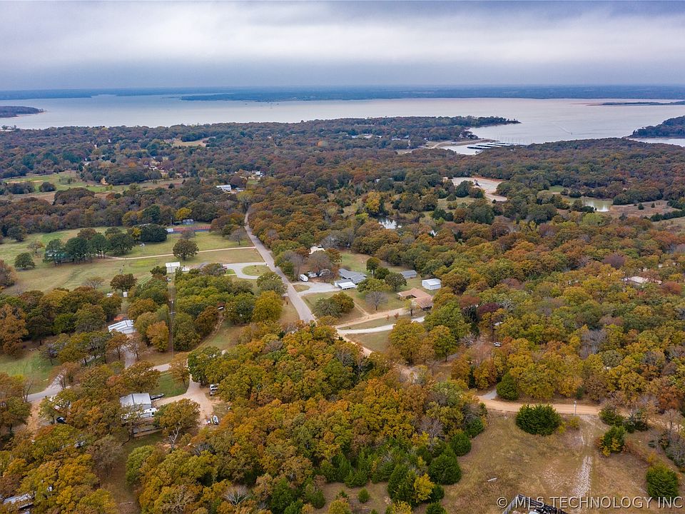 1st image of N Park Dr