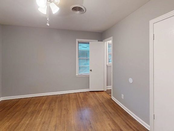 4th image of 1402 Bonnie Dr