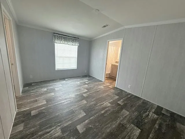 2 bed, 2.0 bath, 896 sqft, $1,900 — Photo 4