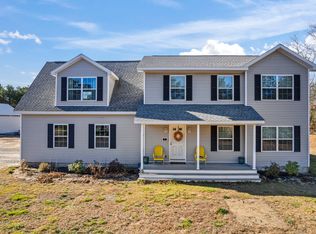 6 Jackson Ln, Kennebunk, ME 04043