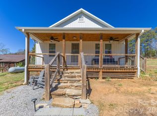 98 Poplar Springs Rd, Hiddenite, NC 28636