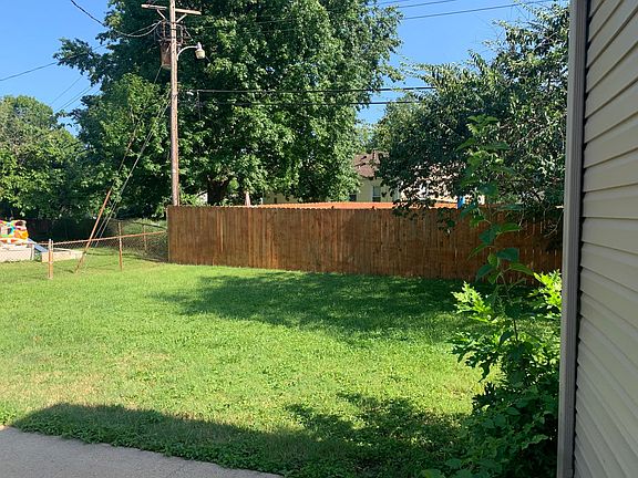 4th image of 7018 Greenholly Dr