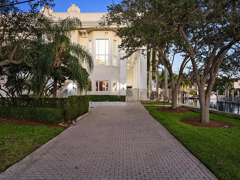 414 Riviera Isle Dr — Photo 67
