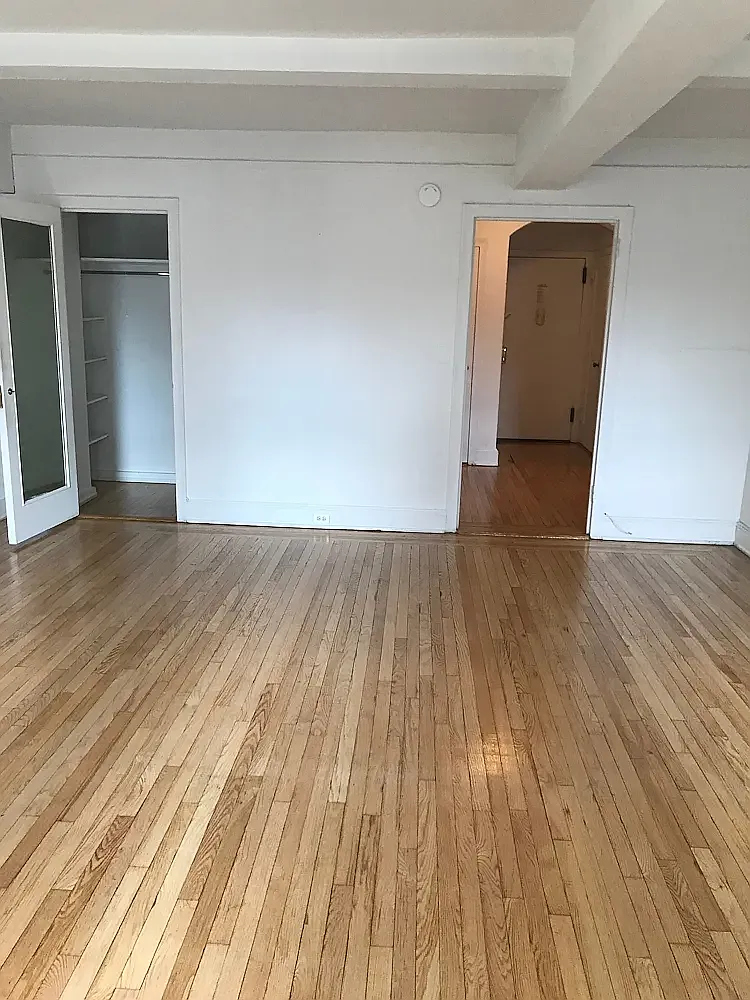 150 East 39th Street — Photo 3