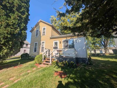 821 S Chippewa Ave, Freeport, IL, 61032