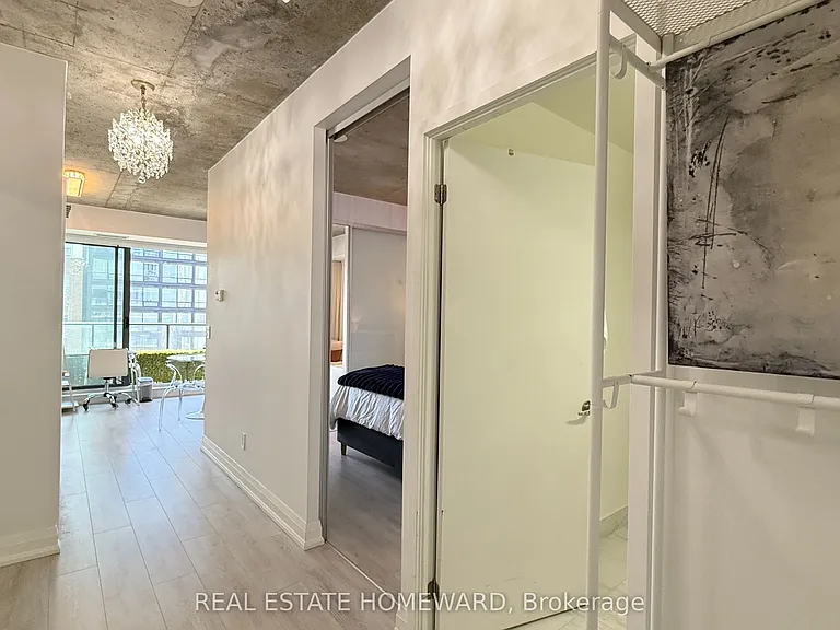 32 Camden St #706 — Photo 21