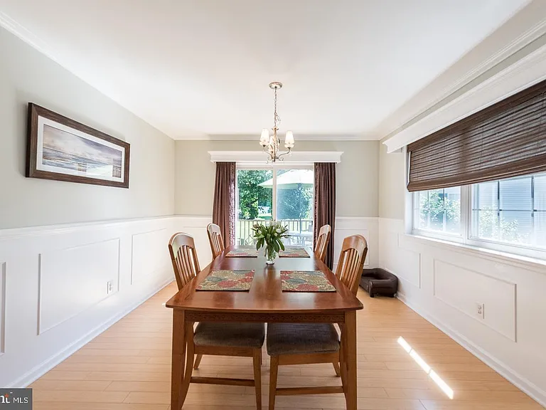19 Patriot Ct — Photo 4