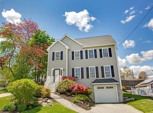 68 Wollaston St, Lowell, MA 01852