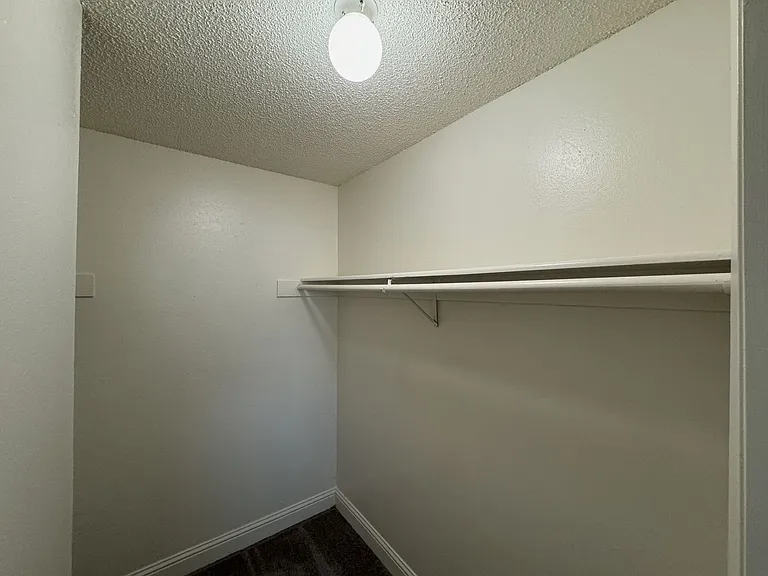Arden Park Apartments — Photo 10