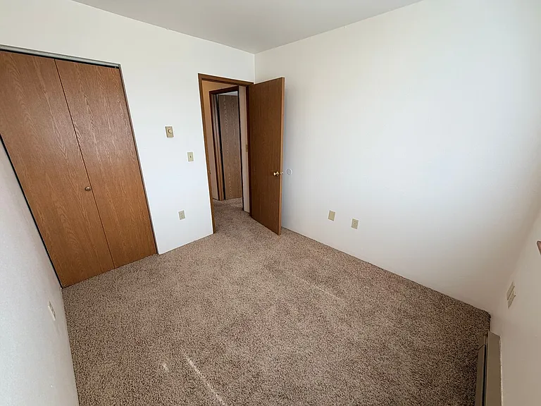 511 Yakima St — Photo 10