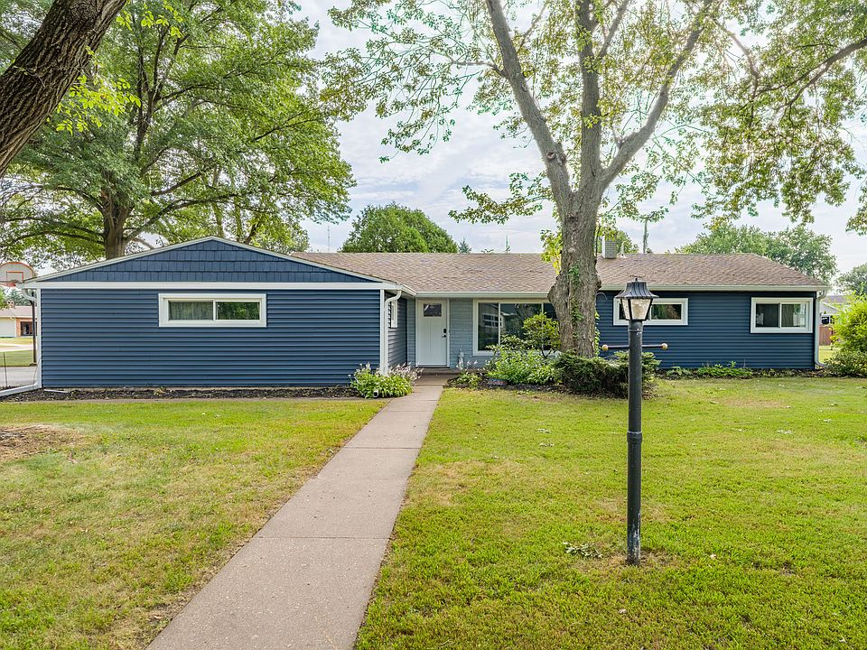 1st image of 341 Circle Dr