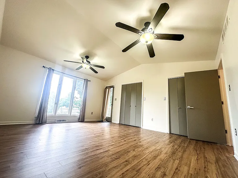 713 Tenikat St — Photo 18