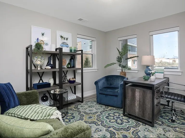 777 Canterbury Ln — Photo 1