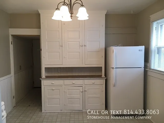 3603 Maple St — Photo 6