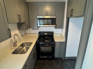1733 N Garfield Pl #206, Los Angeles, CA 90028