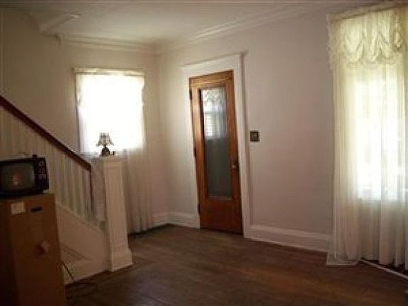5th image of 1458 Newman Ave