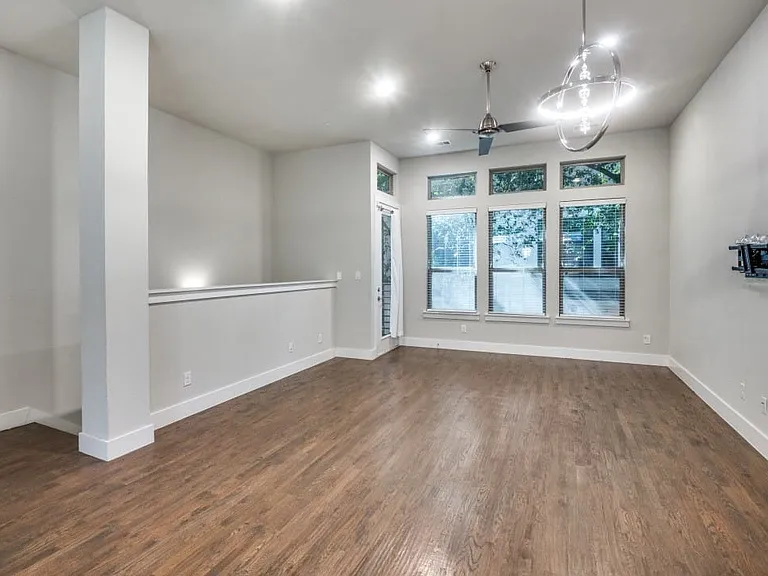 3170 Carmel St #102 — Photo 3