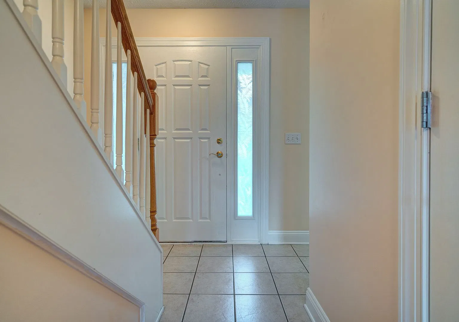 Spacious 3-Bedroom, 2-Bathroom Townhouse in Christiansburg! — Photo 3