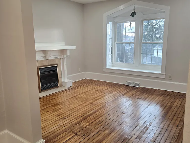103 Wayne St #2 — Photo 8