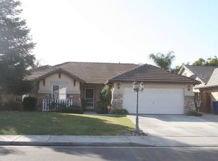 12517 Spoleto Ave, Bakersfield, CA 93312