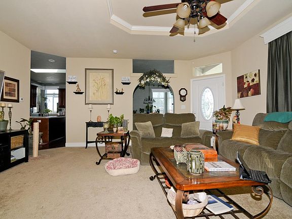 4th image of 162 Walnut Dr