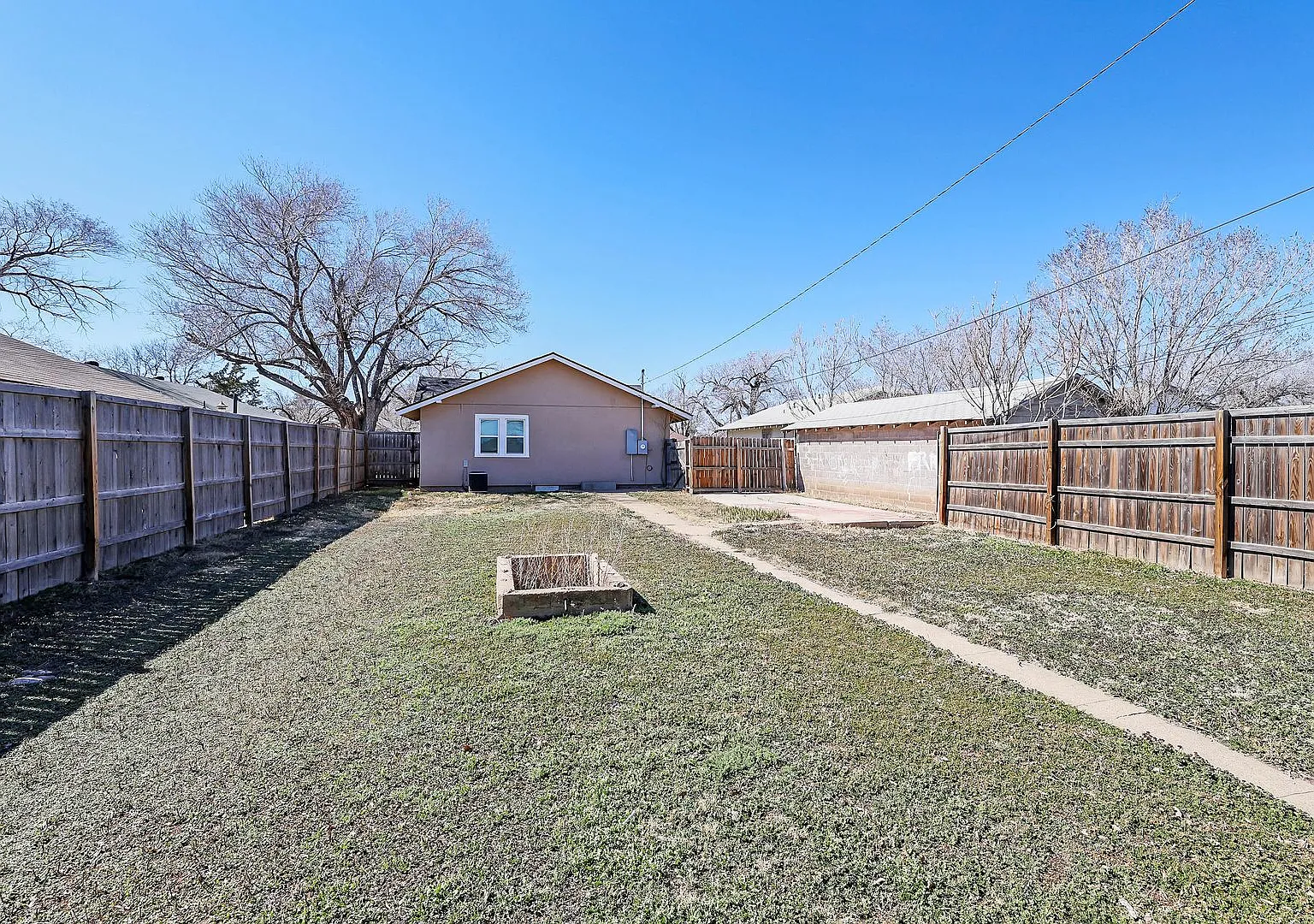 Great 3/2 in Southlawn — Photo 4