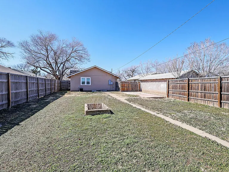 3905 S Tyler St — Photo 4