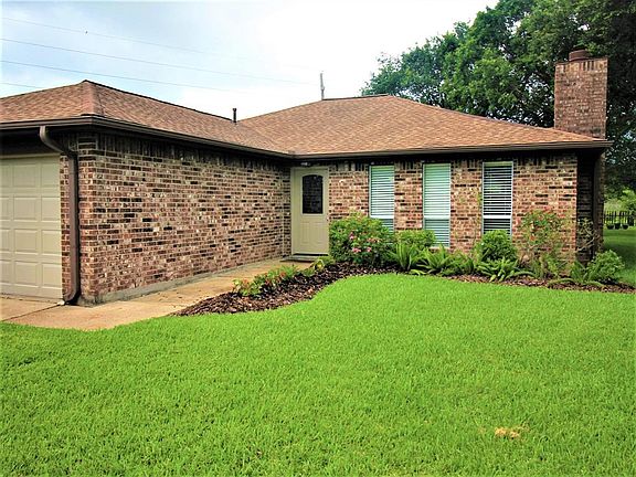 2nd image of 914 Postwood Ln