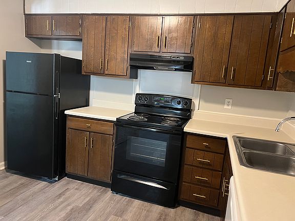 5th image of 764 Rogers Way #764