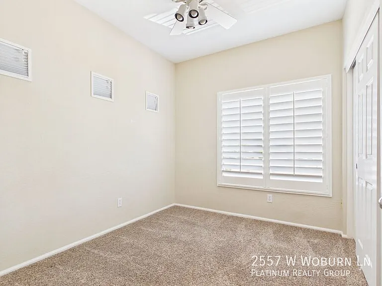 2557 W Woburn Ln — Photo 26