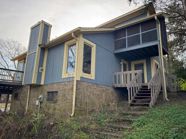 3643 N Crestview Dr NW, Huntsville, AL 35816