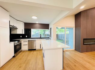 21 Grant Cir, Richardson, TX 75081