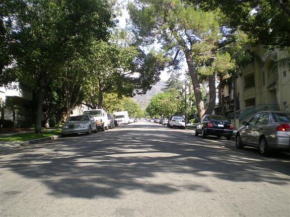 2nd image of 606 E Palm Ave #5