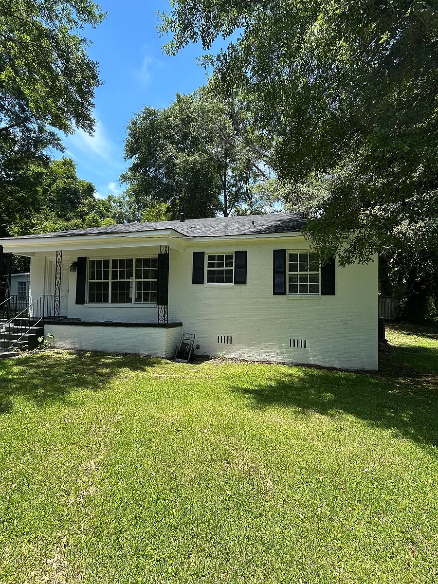 Building Photo - 405 Gulfwood Dr