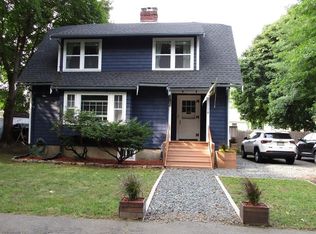 18 Heather St, Beverly, MA 01915