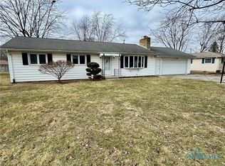 2220 Riviera Rd, Defiance, OH 43512
