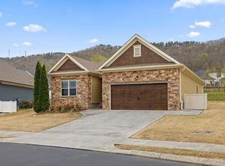8442 Deer Run Cir, Ooltewah, TN 37363
