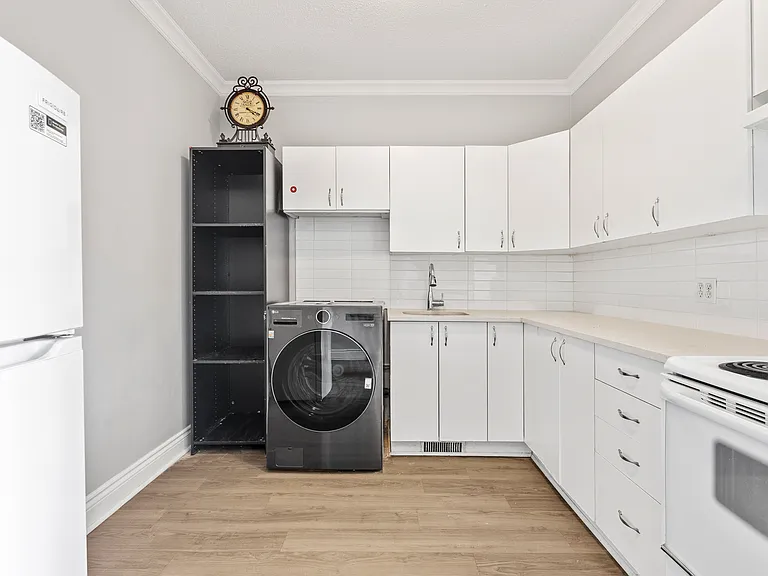 455 Somerset St W #2 — Photo 38
