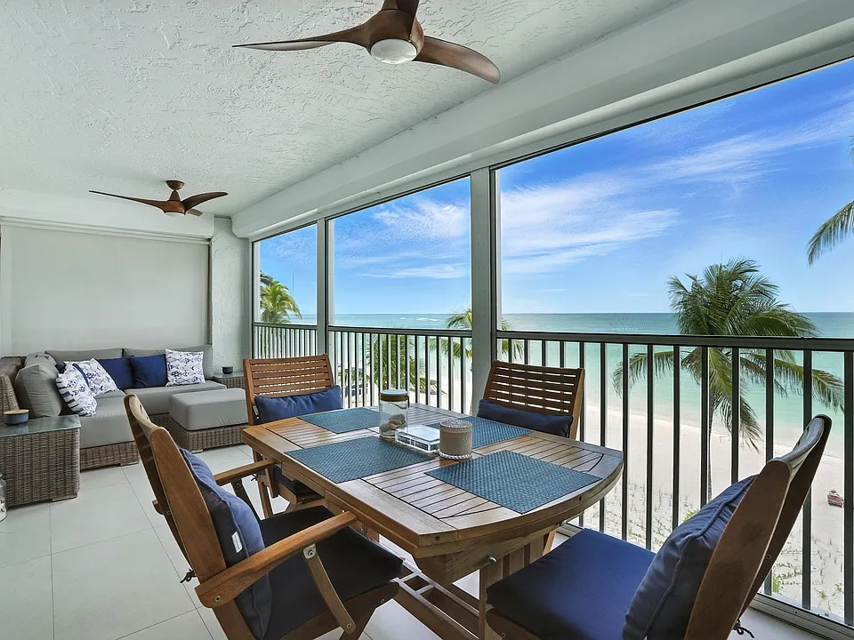 9517 Gulf Shore Dr #401