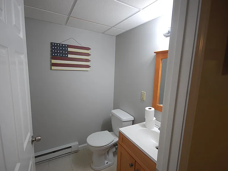 12 Hawthorne Vlg #C — Photo 5