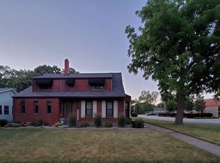 705 Walnut St, Waukee, IA 50263