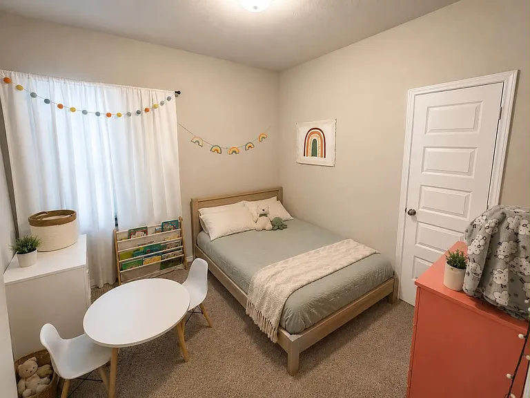 2405 Marty Way — Photo 8