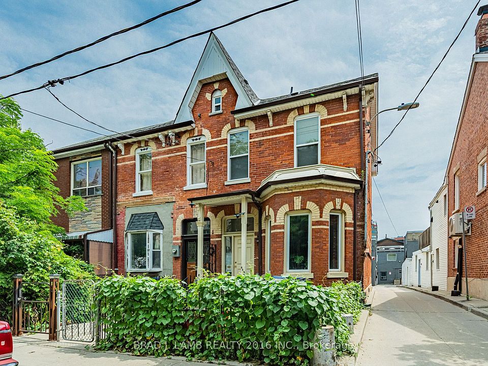 1st image of 665 Richmond St W #3