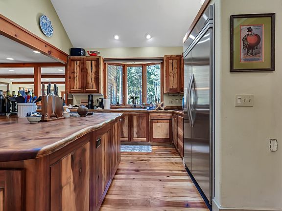 4th image of 2106 Davis Place Rd