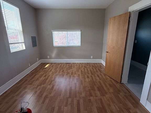 Entrance to Living room area