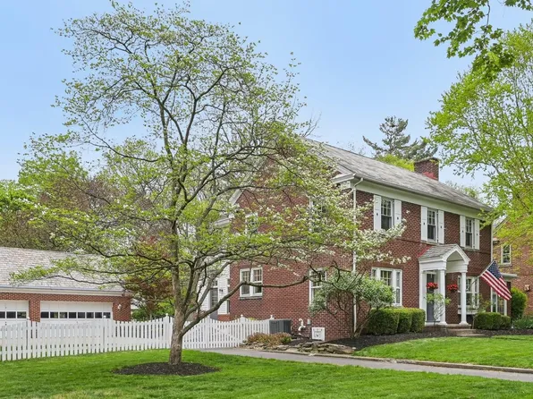 68 W Beaumont Rd, Columbus, OH 43214