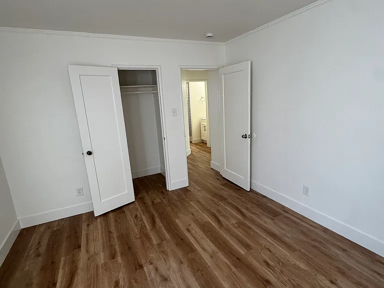2027 Washington Ave #2027 — Photo 11