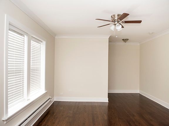 4th image of 2129 N Dayton St APT 303