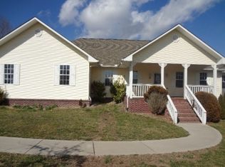 223 Collins Farm Rd, Rockwood, TN 37854